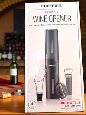 Chefman Electric Wine Opener Set 4pc Automatic Corkscrew Gift Set New